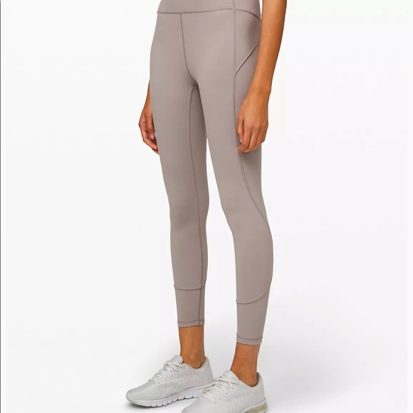 Lululemon In Movement Everlux 25” Tight in BLACK - Picture 5 of 5